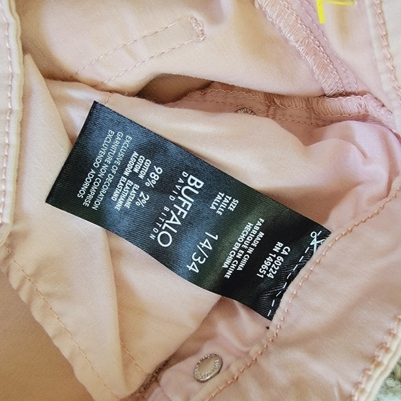 BUFFALO David Britton Ankle Grazer Pants - Picture 10 of 10